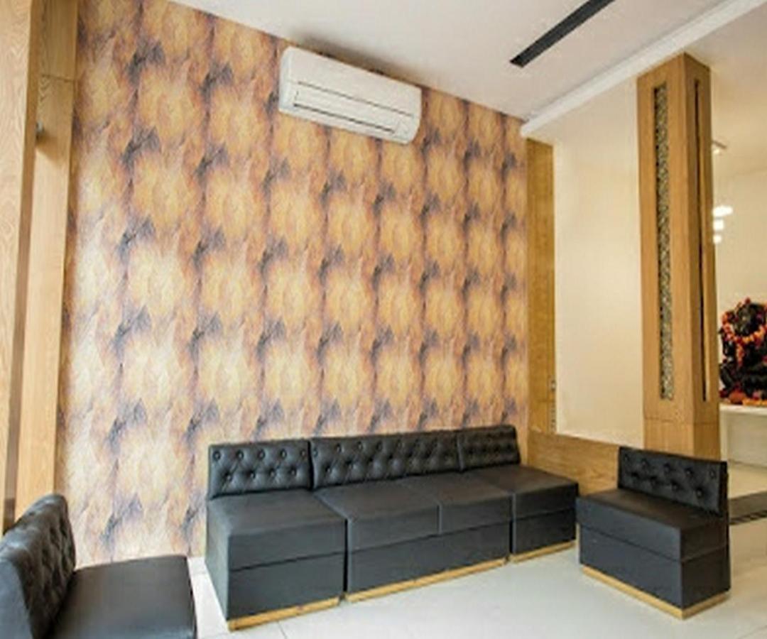 Cherrystay Kiran Inn Indore Exterior photo